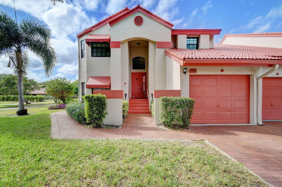 Unit for sale at 7709 Lexington Club Boulevard, Delray Beach, FL 33446