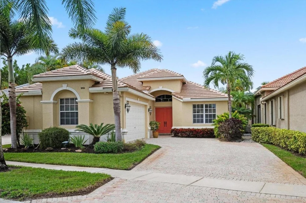 Unit for sale at 10934 Northgreen Drive, Lake Worth, FL 33449