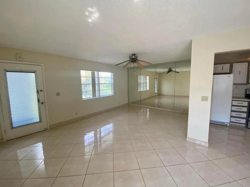 Unit for sale at 623 Burgundy M, Delray Beach, FL 33484