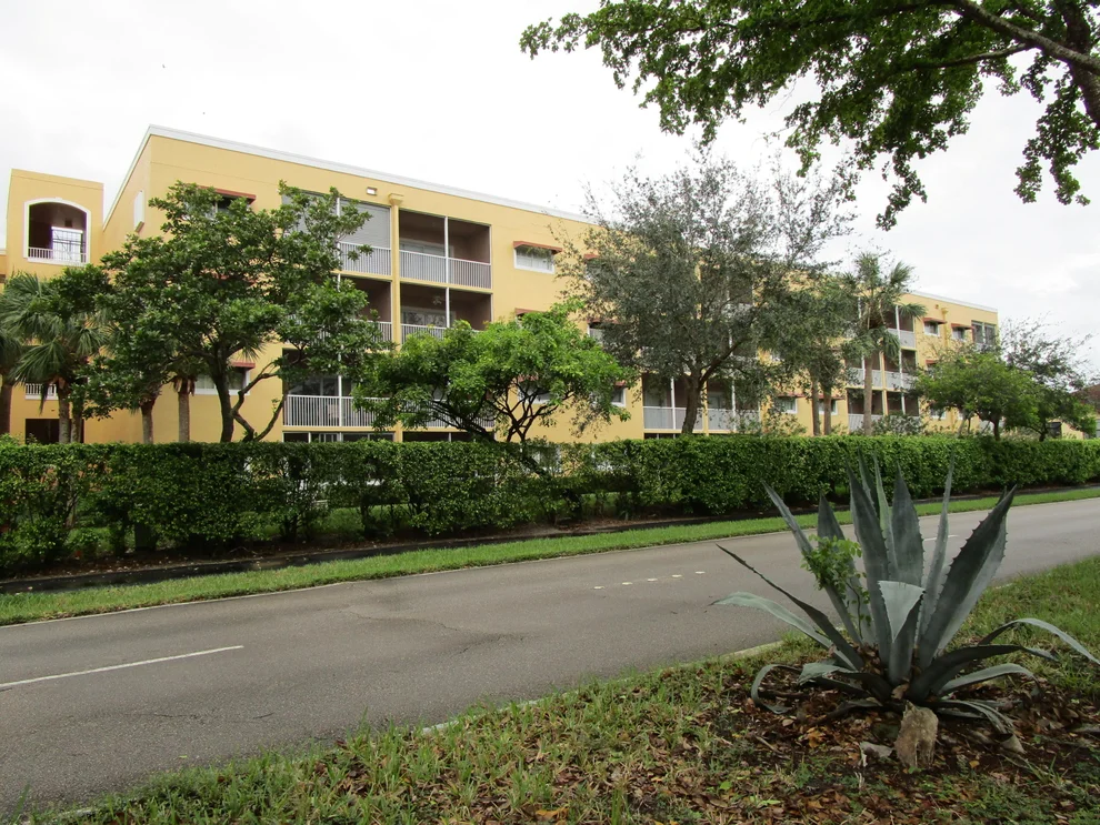 Unit for sale at 4721 Lucerne Lakes Boulevard E, Lake Worth, FL 33467