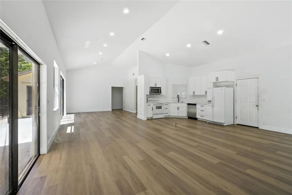 Unit for sale at 5172 NW 53rd Avenue, Coconut Creek, FL 33073