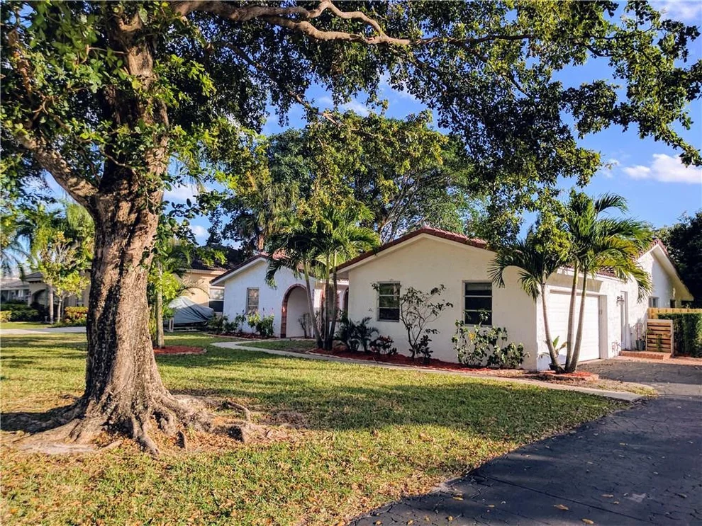 Unit for sale at 8528 NW 14th Street, Coral Springs, FL 33071