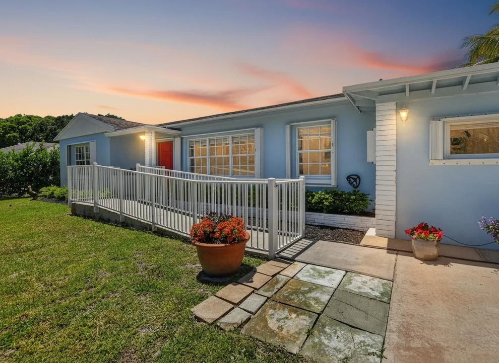 Unit for sale at 277 NW 3rd Court, Boca Raton, FL 33432