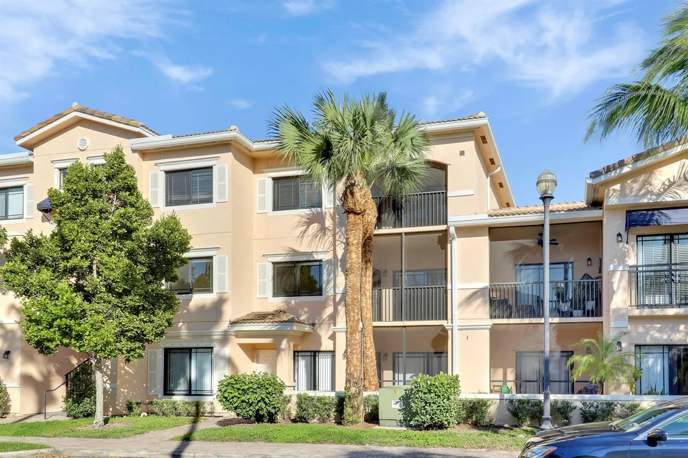 Unit for sale at 2808 Amalei Drive, Palm Beach Gardens, FL 33410