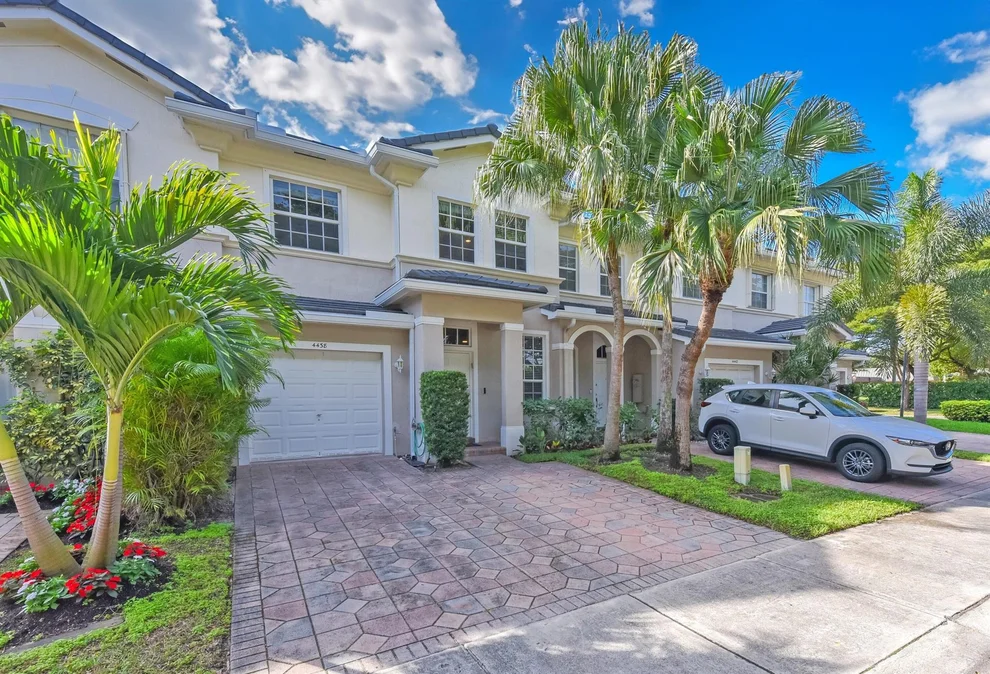Unit for sale at 4438 Regal Court, Delray Beach, FL 33445