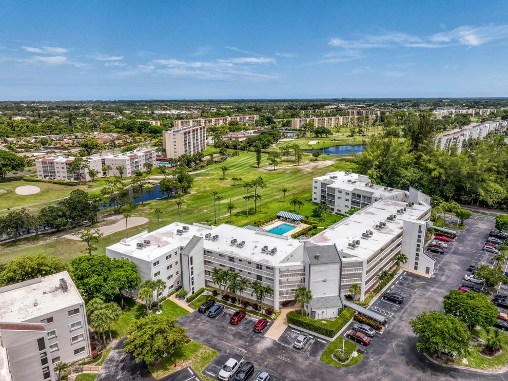 Unit for sale at 3326 Arcara Way, Lake Worth, FL 33467