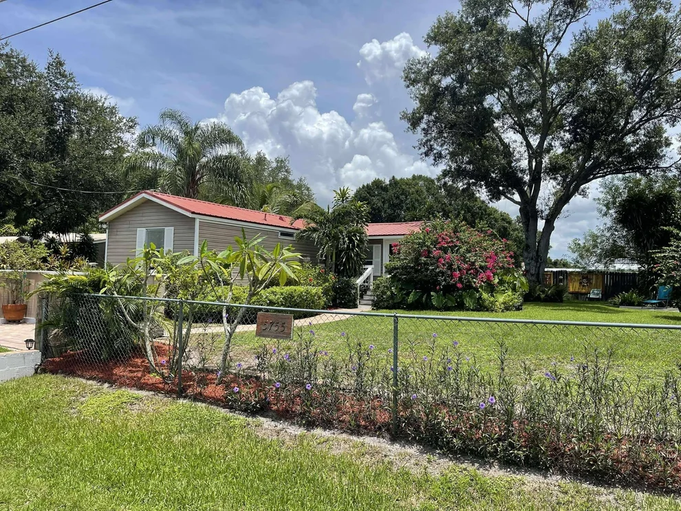 Unit for sale at 5755 NE 3rd Lane, Okeechobee, FL 34974