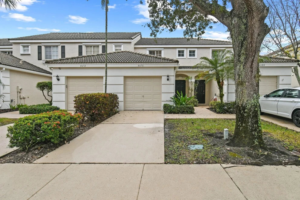 Unit for sale at 4676 Palmbrooke Circle, West Palm Beach, FL 33417