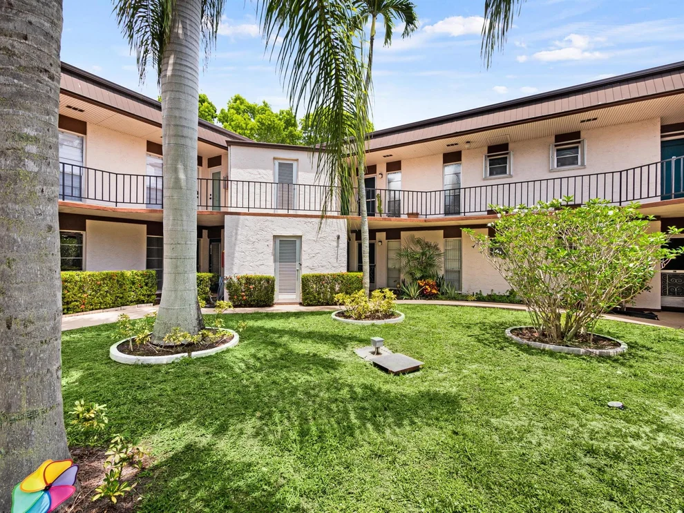 Unit for sale at 4 Greenway Village N, Royal Palm Beach, FL 33411