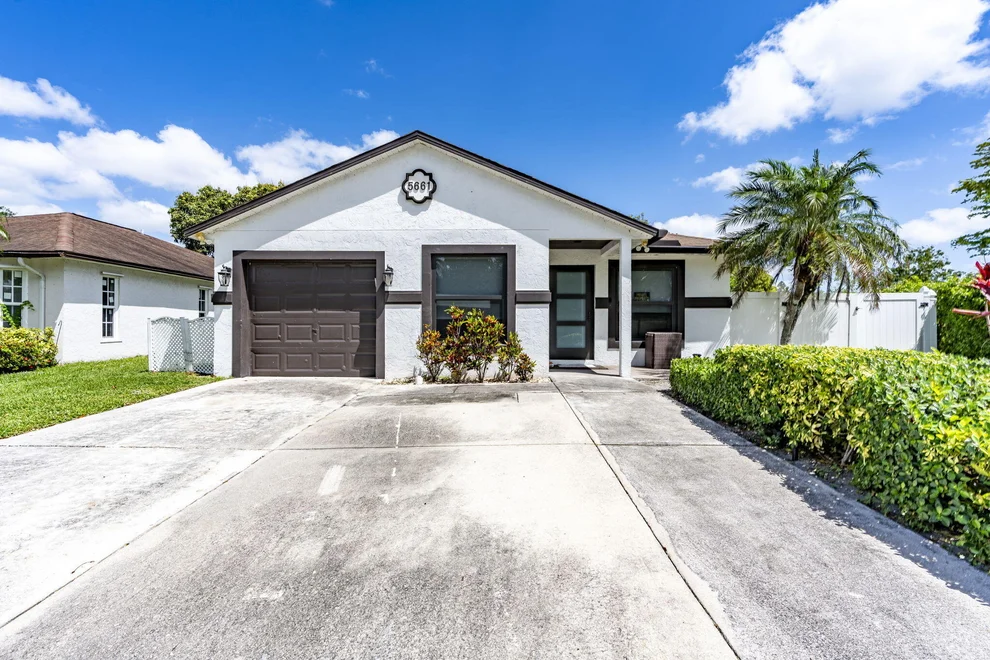 Unit for sale at 5661 Boynton Bay Circle, Boynton Beach, FL 33437