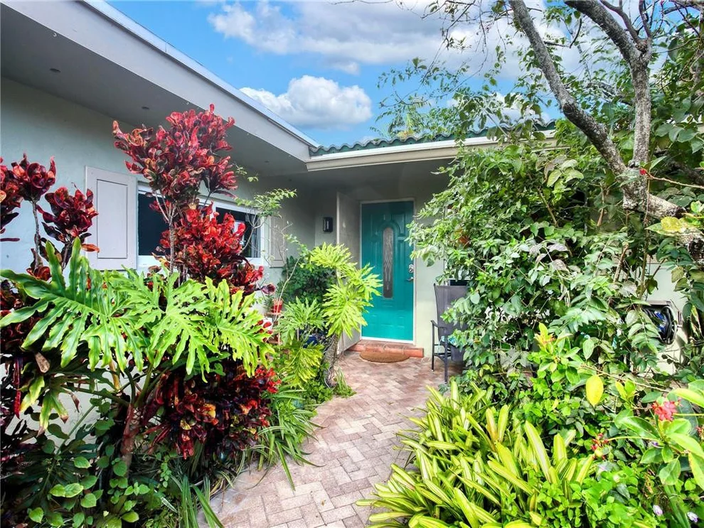 Unit for sale at 4380 NE 13th Avenue, Oakland Park, FL 33334
