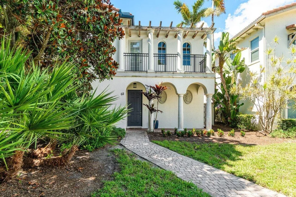 Unit for sale at 62 Stoney Drive, Palm Beach Gardens, FL 33410