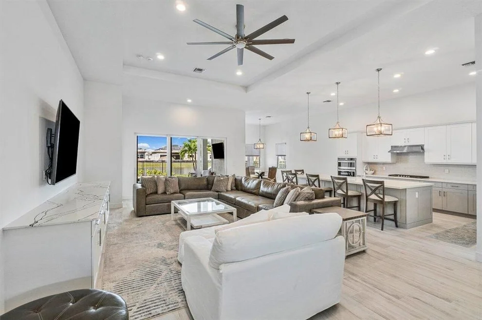 Unit for sale at 9977 Timber Creek Way, Palm Beach Gardens, FL 33412