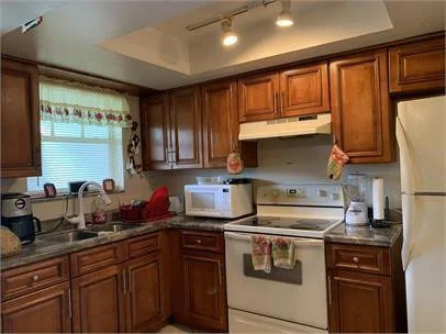 Unit for sale at 1331 Seaview, North Lauderdale, FL 33068