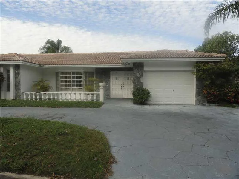 Unit for sale at 841 Washington Street, Hollywood, FL 33019