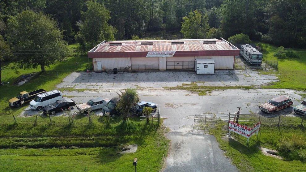 Unit for sale at 11109 NE US Highway 301, Waldo, FL 32694