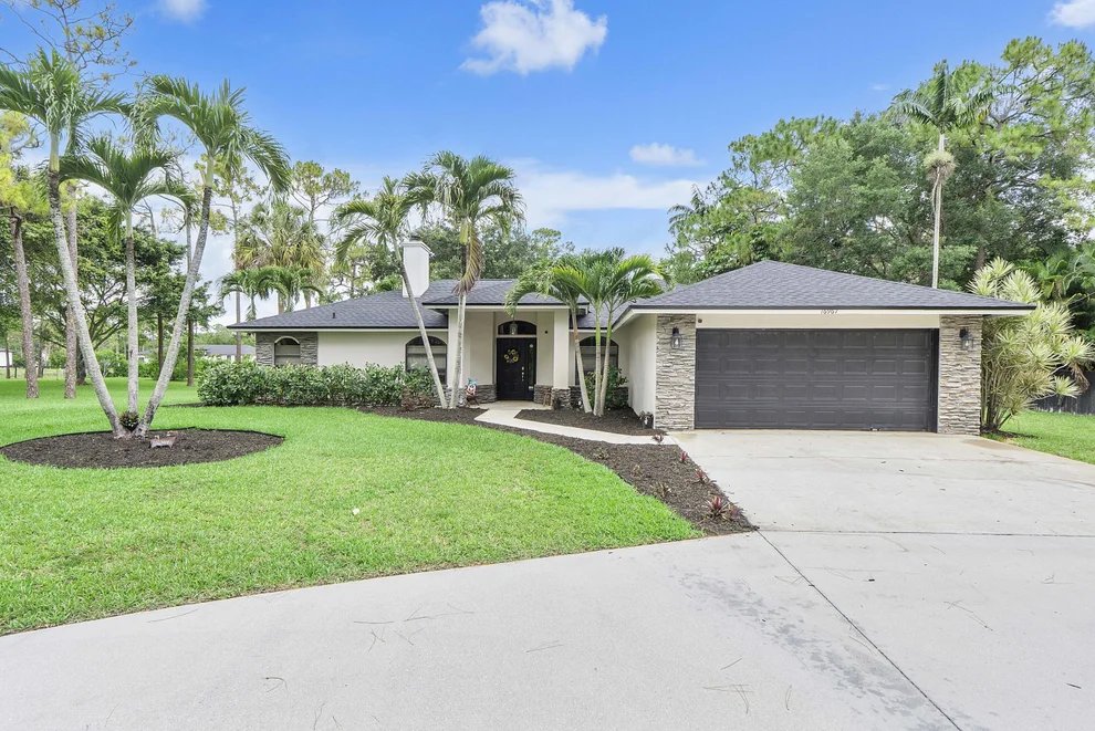 Unit for sale at 16967 84th Court N, Loxahatchee, FL 33470