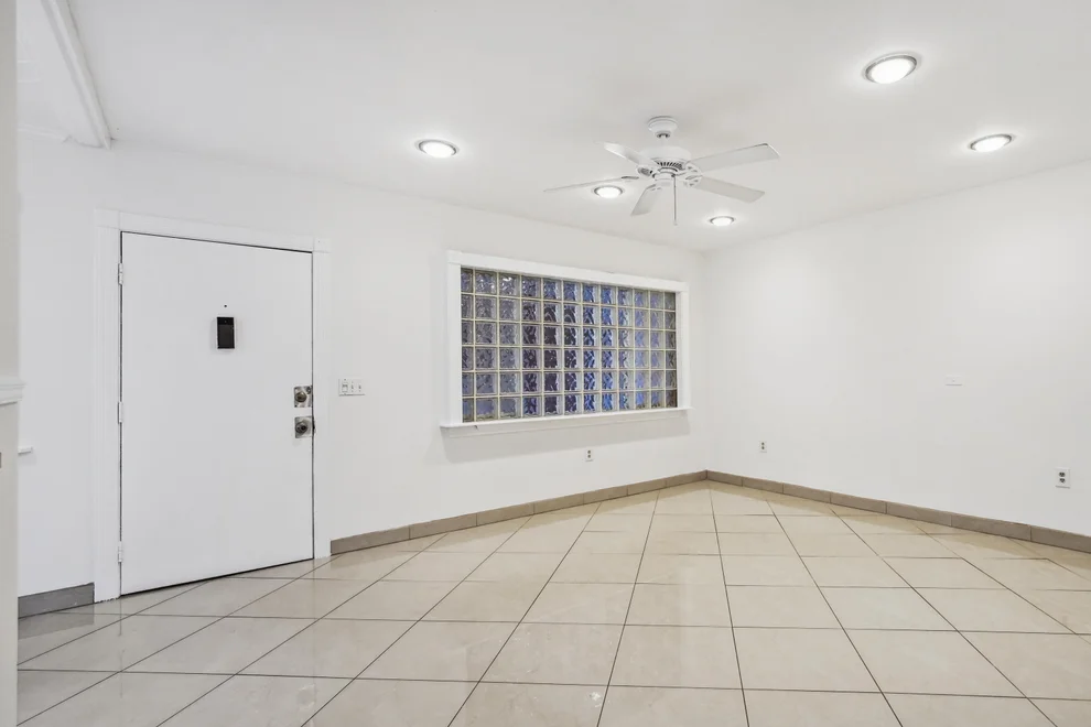 Unit for sale at 2878 Donnelly Drive, Lake Worth, FL 33462