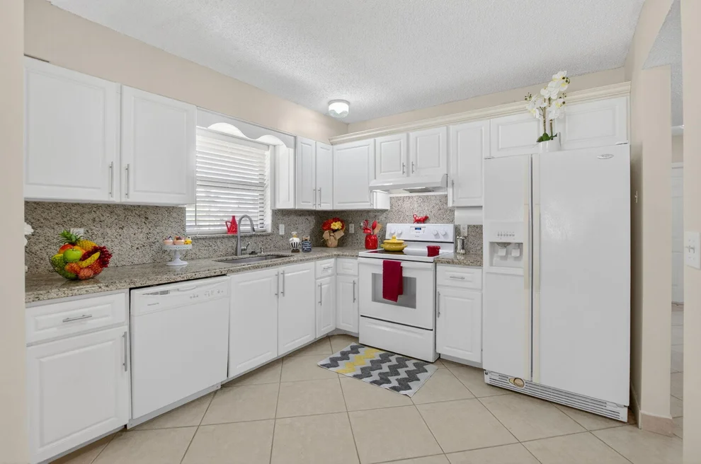 Unit for sale at 9521 Boca Cove Circle, Boca Raton, FL 33428