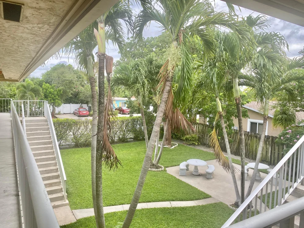 Unit for sale at 301 W Ocean Avenue, Lantana, FL 33462