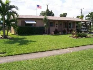 Unit for sale at 453 Cypress Lane, Palm Springs, FL 33461