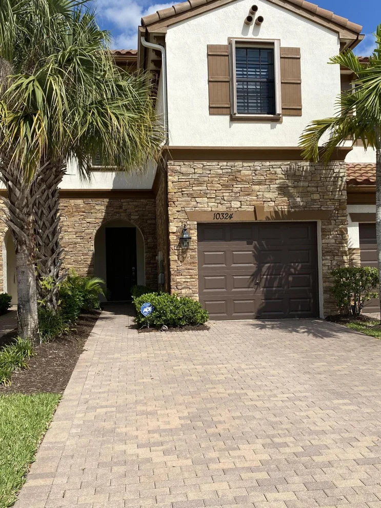 Unit for sale at 10324 Wellington Parc Drive, Wellington, FL 33449
