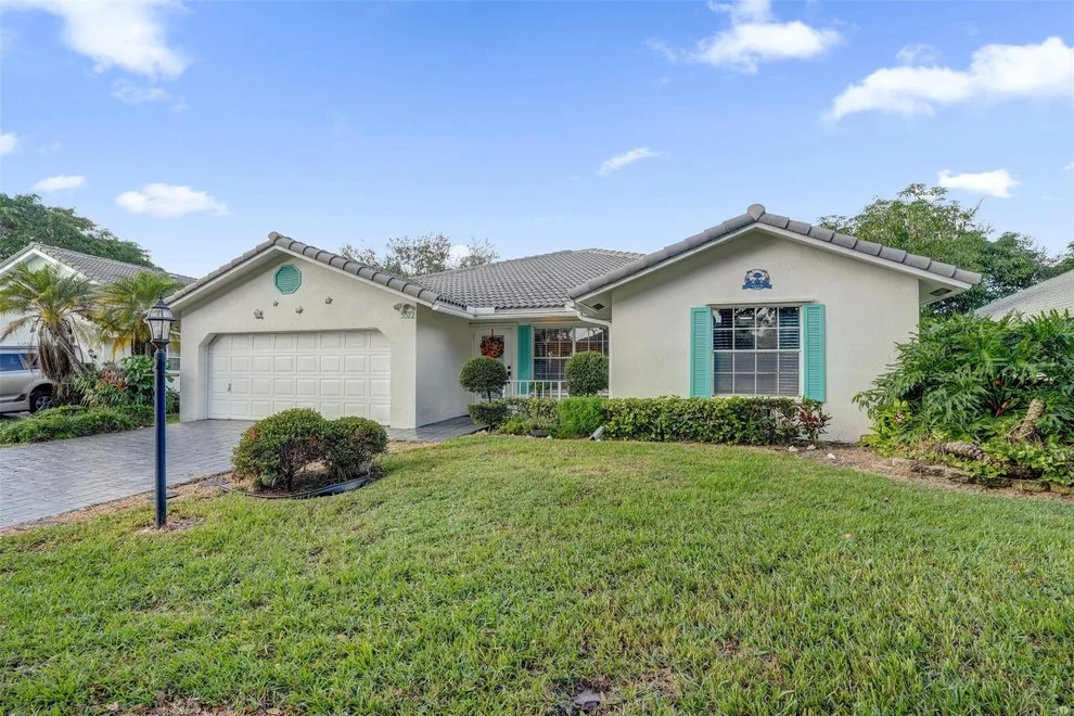 Unit for sale at 5372 Pine Circle, Coral Springs, FL 33067
