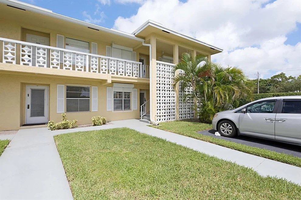 Unit for sale at 1001 Flame Vine Avenue, Delray Beach, FL 33445