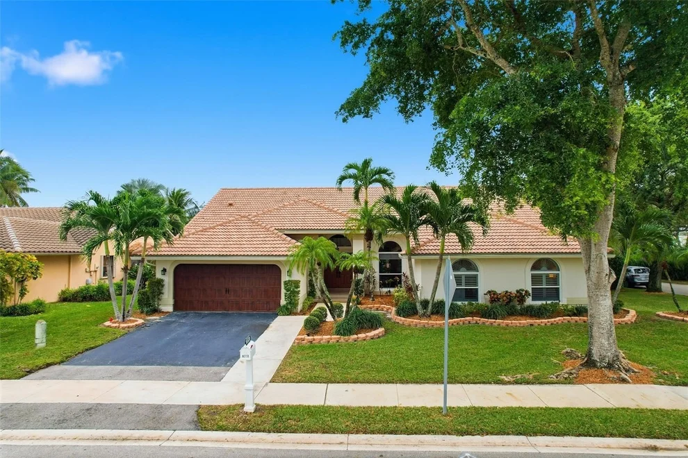 Unit for sale at 4711 NW 96th Drive, Coral Springs, FL 33076