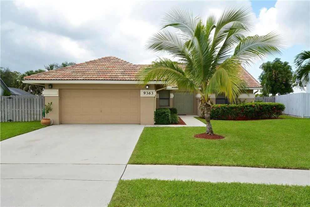 Unit for sale at 9363 Laurel Green Drive, Boynton Beach, FL 33437