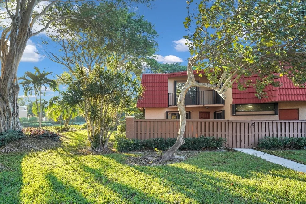 Unit for sale at 8267 Severn Drive, Boca Raton, FL 33433
