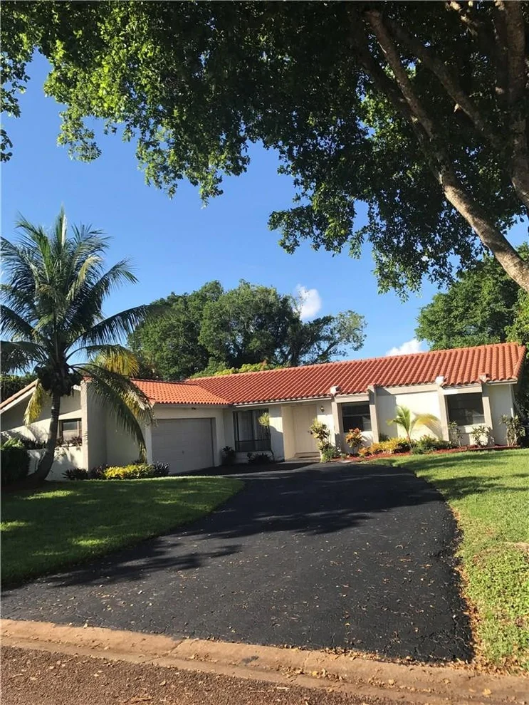Unit for sale at 10100 NW 17th Street, Coral Springs, FL 33071