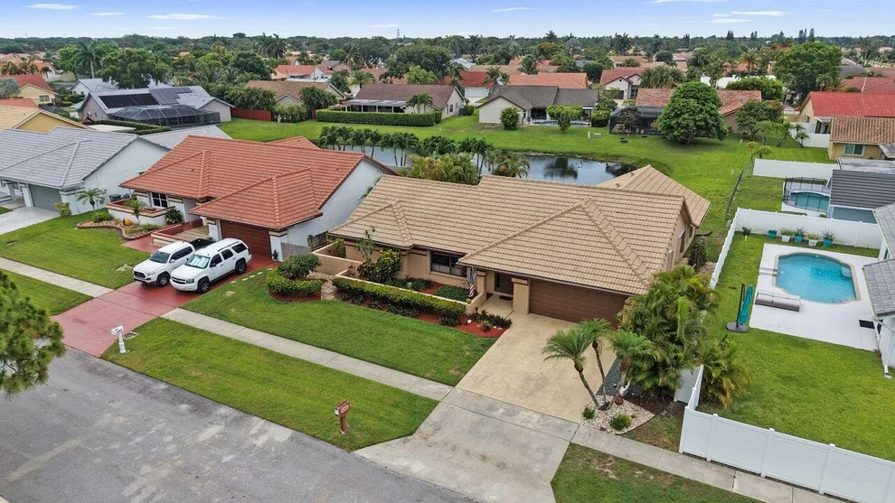 Unit for sale at 6063 Sunberry Circle, Boynton Beach, FL 33437