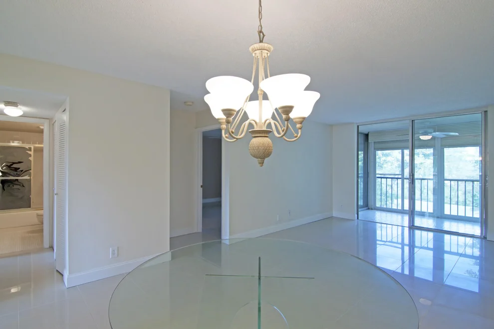 Unit for sale at 6865 Huntington Lane, Delray Beach, FL 33446
