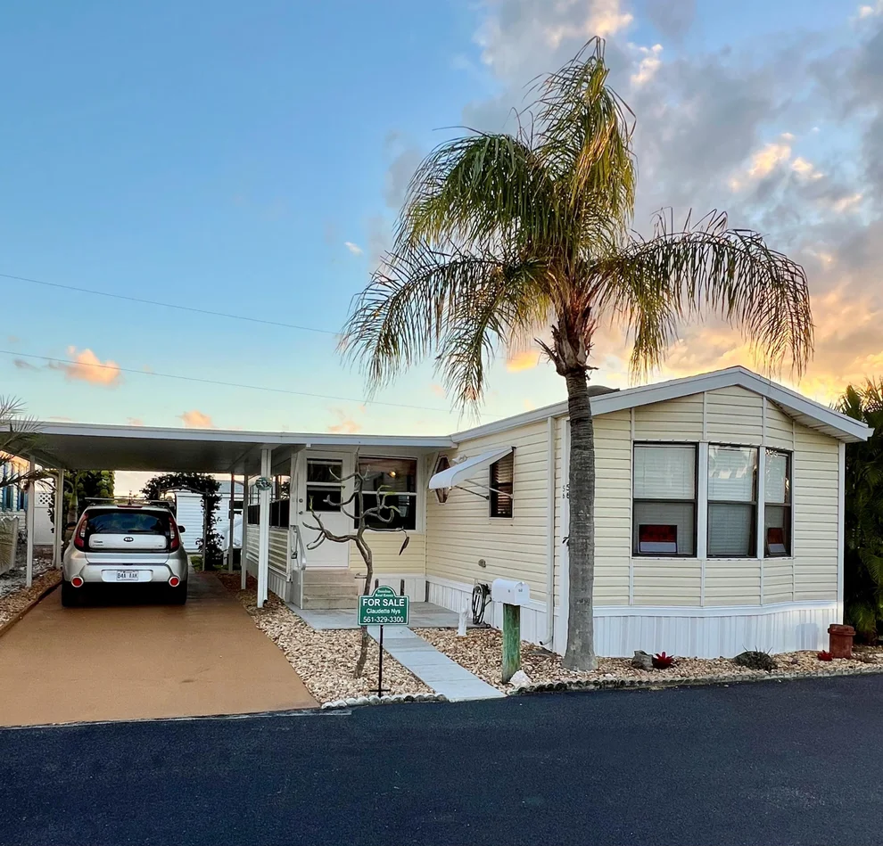 Unit for sale at 14661 Us Highway 1, Juno Beach, FL 33408
