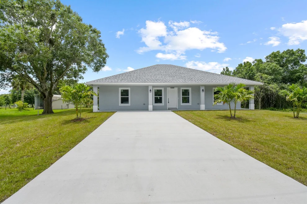 Unit for sale at 7396 NW 81st Court, Okeechobee, FL 34972