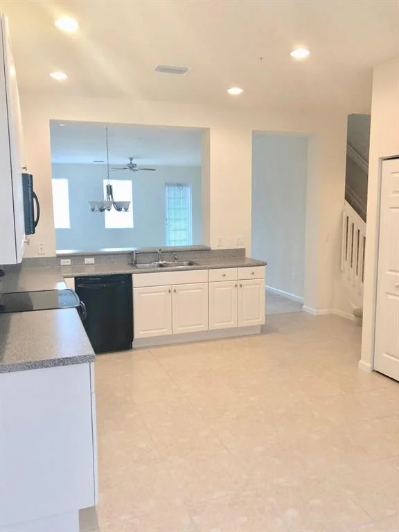 Unit for sale at 425 Greenwich Circle, Jupiter, FL 33458