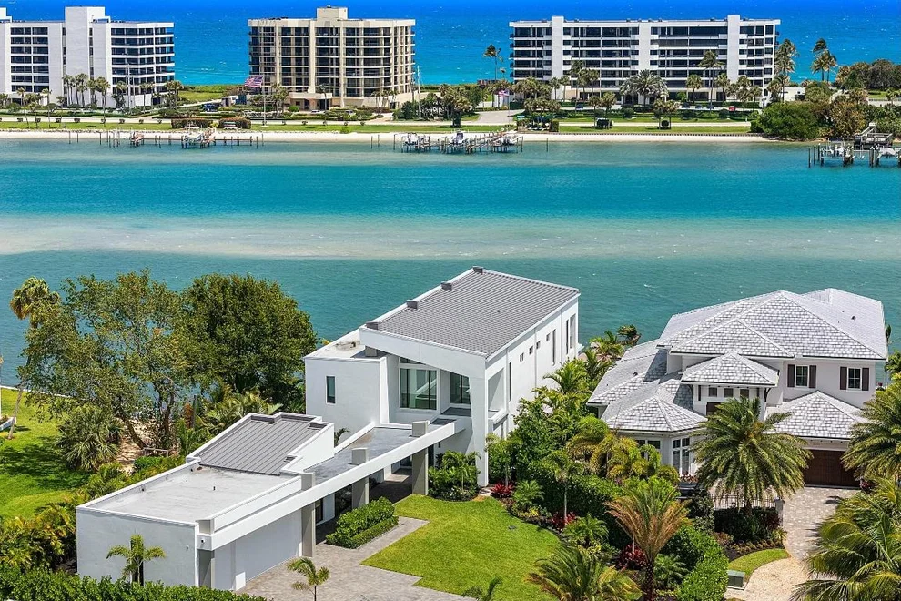 Unit for sale at 3445 Harbor Road N, Jupiter, FL 33469