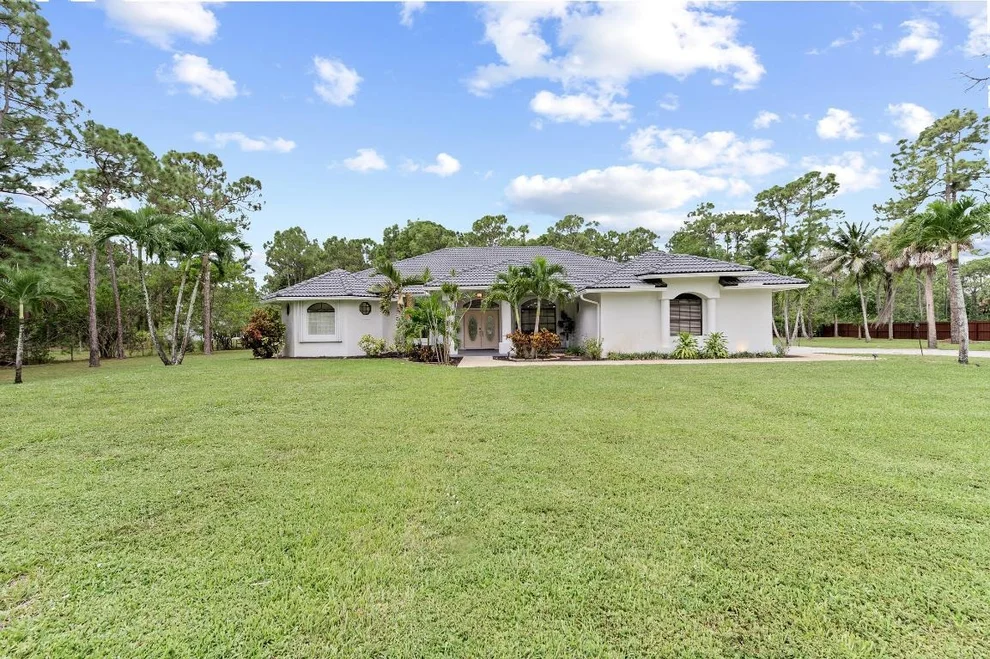 Unit for sale at 15922 83rd Lane N, Loxahatchee, FL 33470