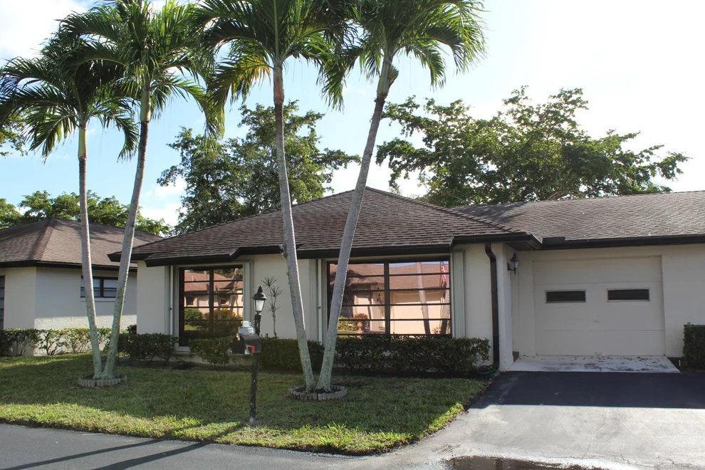 Unit for sale at 4854 Equestrian Circle, Boynton Beach, FL 33436