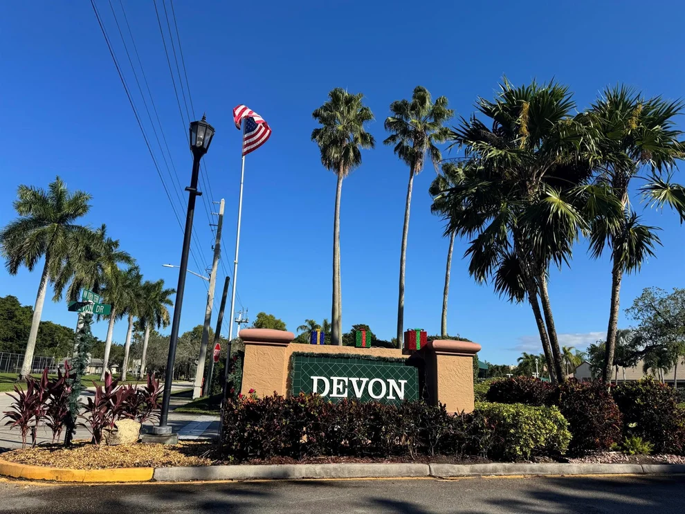 Unit for sale at 7516 N Devon Drive Drive, Tamarac, FL 33321