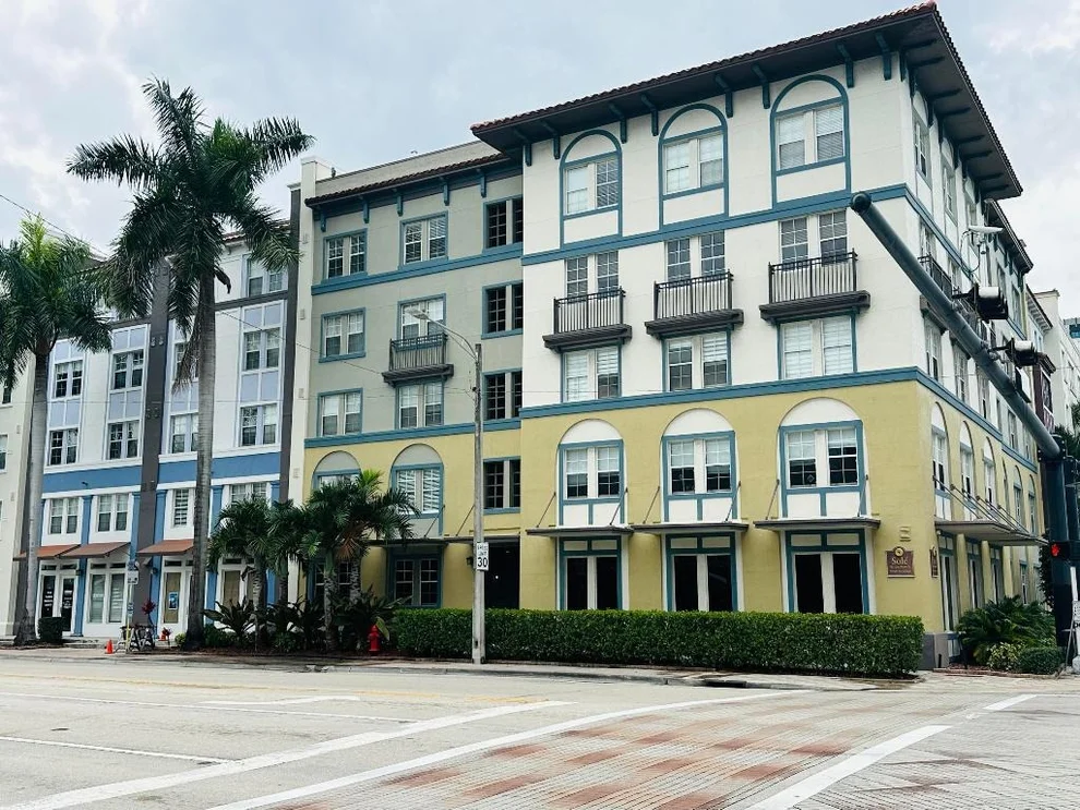 Unit for sale at 533 NE 3rd Avenue, Fort Lauderdale, FL 33301