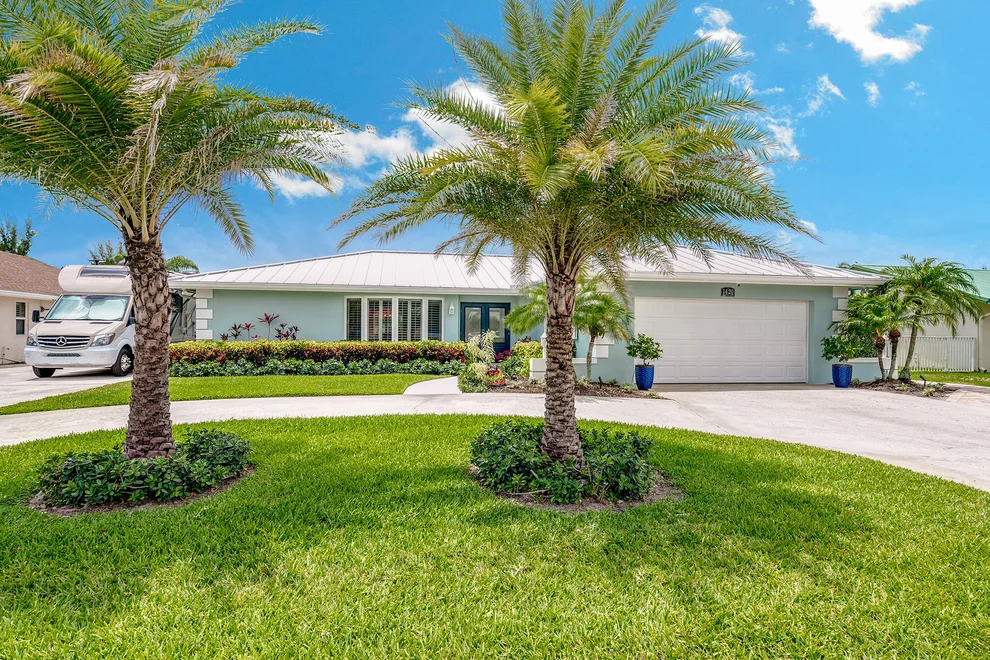 Unit for sale at 1420 Carambola Road, West Palm Beach, FL 33406