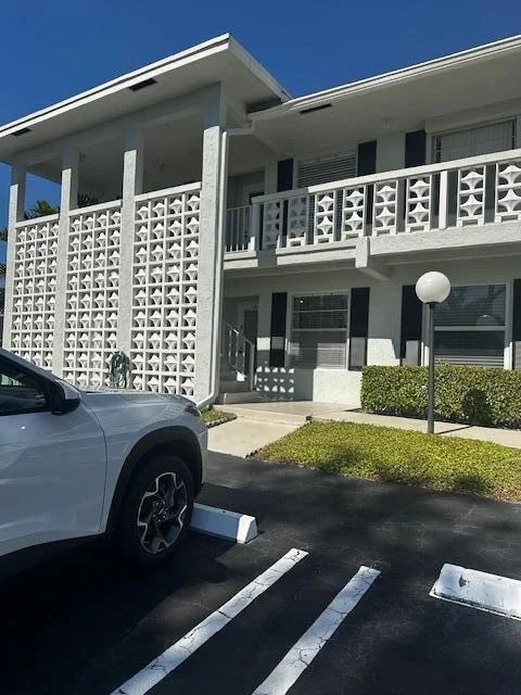 Unit for sale at 2401 Del Aire Boulevard, Delray Beach, FL 33445