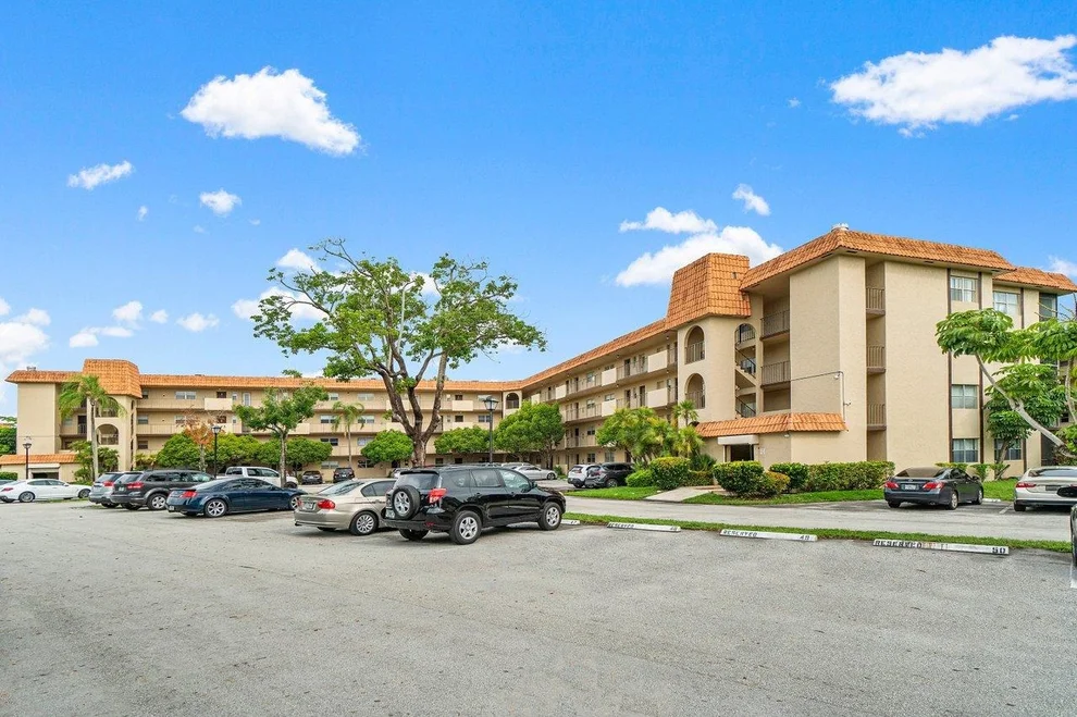 Unit for sale at 6201 N Falls Circle Drive, Lauderhill, FL 33319