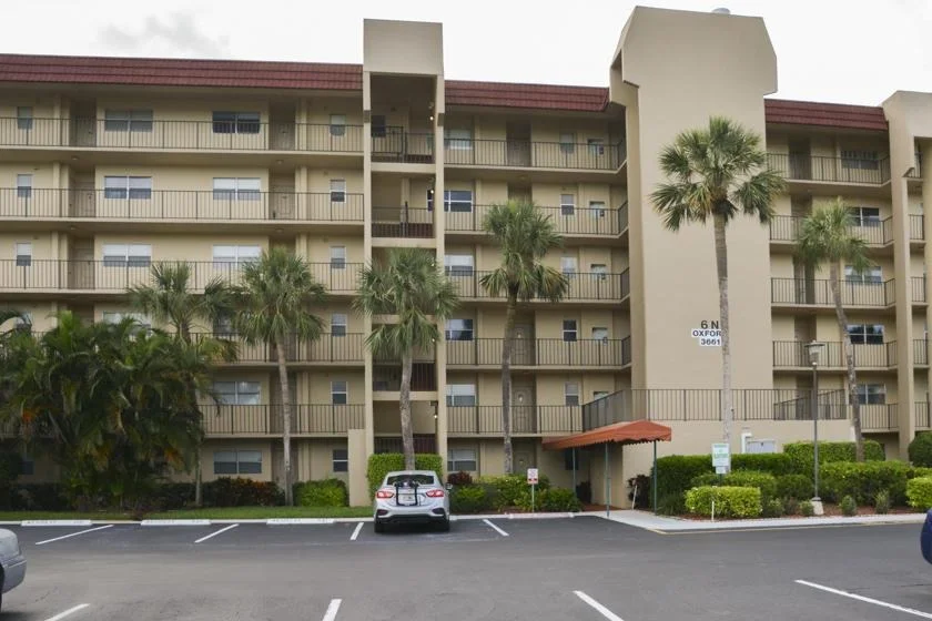 Unit for sale at 3661 Via Poinciana, Lake Worth, FL 33467