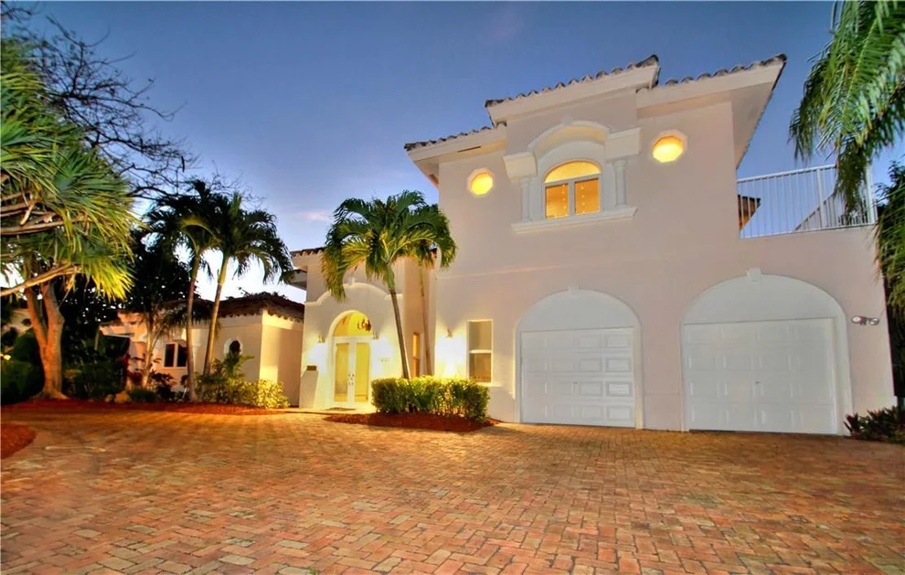 Unit for sale at 4201 NE 34th Avenue, Fort Lauderdale, FL 33308