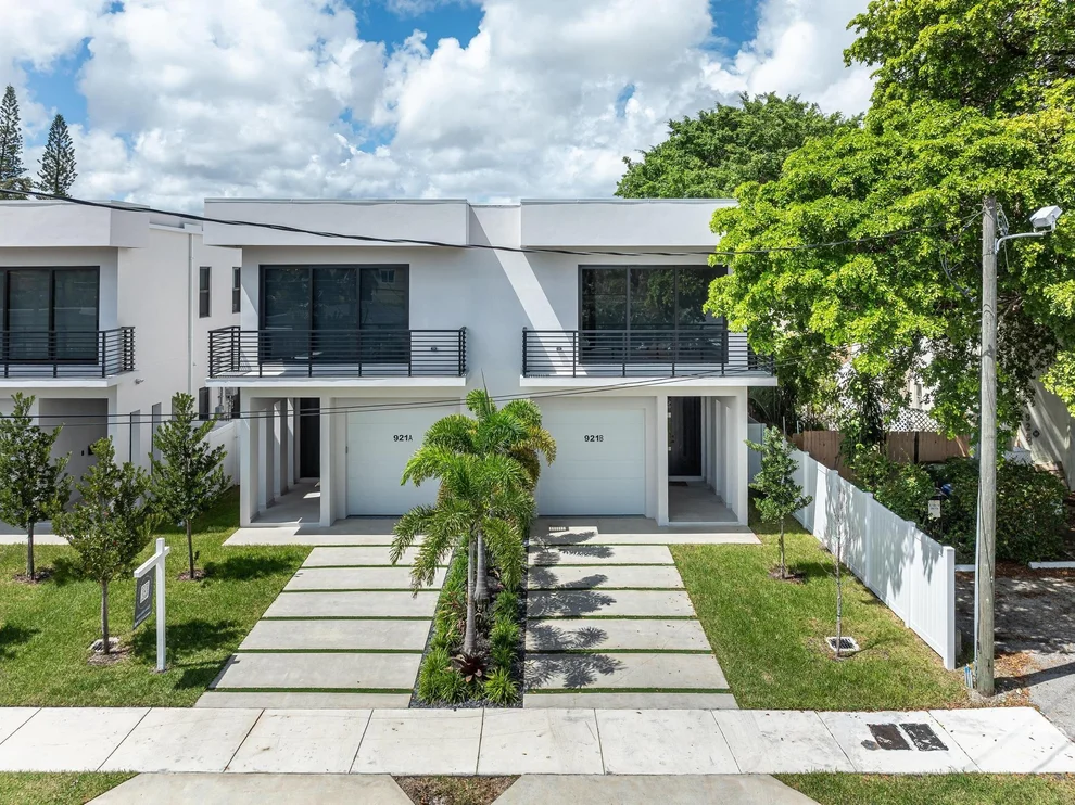 Unit for sale at 919 NE 17th Terrace, Fort Lauderdale, FL 33304