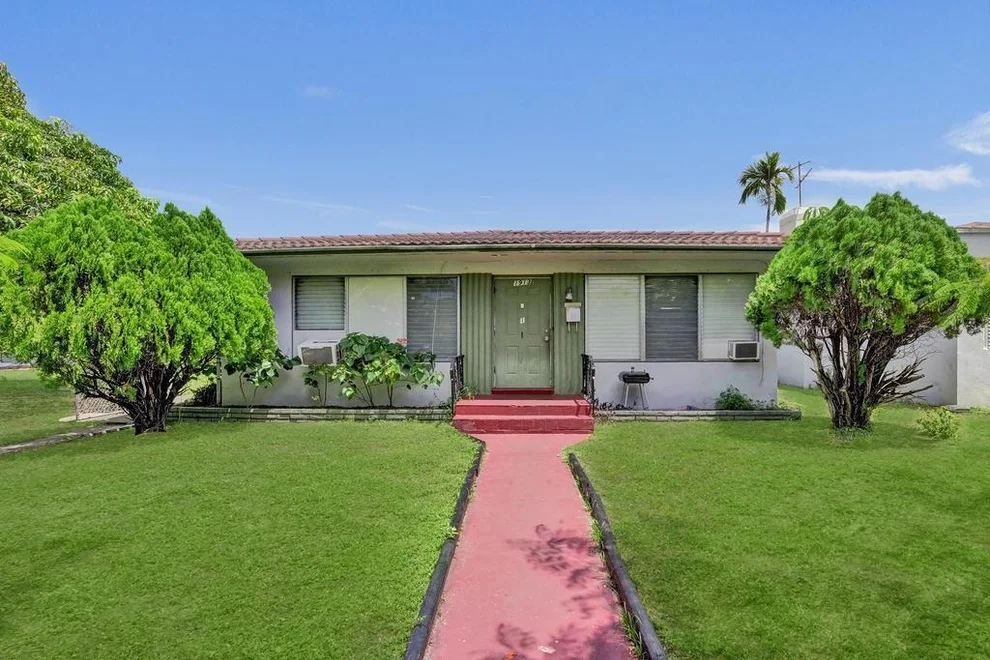 Unit for sale at 1913 Taylor Street, Hollywood, FL 33020