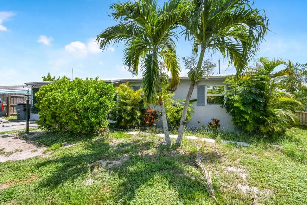 Unit for sale at 9278 Bloomfield Drive, Palm Beach Gardens, FL 33410